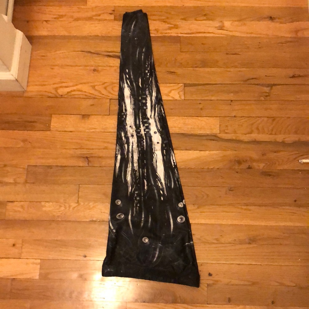 Blackmilk Mechanical Leggings (size M)